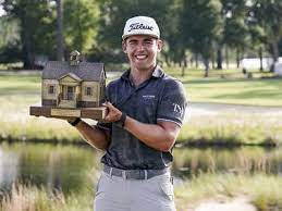 His mother's name is susan. Ghtfqqqdkhjg0m