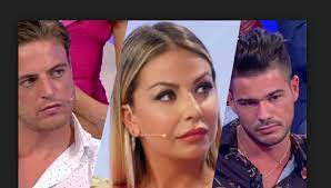 I social sono in subbuglio e le fanpage della 32enne romana danno la notizia per acquisita, pubblicando felicitazioni e messaggi di. Uomini E Donne News Sabrina Ghio Pronta Alla Scelta Arrivano Due Nuove Troniste Ultime Notizie Flash