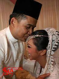 Sari yanti is an actress, known for misteri jalan lama (2011), impak maksima (2007) and ini harta haji nana yang punya (2014). Gambar Kahwin Pelakon Kisah Kaisara Sari Yanti Mohd Eddy Casmady Sensasi Selebriti