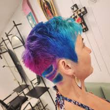 How stunning is this dreamy Mermaid look from @Allycat_cuts using  Pravanna?! 🧜‍♀️💜 We are so obsessed with the end look! Would you be game  enough to try this haircut and colour?! Tell