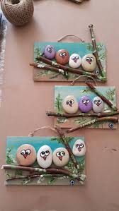 Bird A La Mode Cps Painted Rock Ideas Do You Need Rock Painting Ideas For Spreading Rocks Around Your Neighborhood Or The Kindness Rocks Project Crafts Rock Crafts Stone Crafts