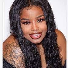 Danielle Gadsden's Instagram, Twitter & Facebook