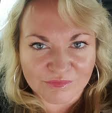 Ron Ario & Anna Schwass Live 15 Mins