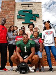 Friday Night Lights: Edmond Santa Fe's Trace Ford finds own way in  11-member family