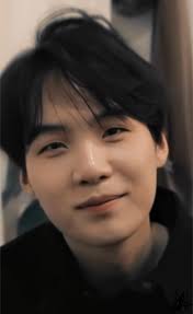 In case anyone has forgotten this guy, consider this reminder as a public  service announcement. 슈퍼그룹 방탄소년단 프로듀서인 민윤기, 슈가, AgustD 시인, 래퍼, 작곡가, 프로듀서.