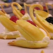 Pate Choux Swans Cooking Recipes Food Yummy Treats