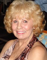 Ellen Anton's Instagram, Twitter & Facebook