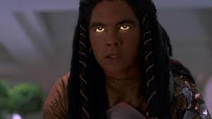 Giovane abitante di abydos, figlio di kasuf e fratello di sha're, è il capo del gruppo di giovani che si imbatte nella squadra capitanata dal colonnello jack o'neill. Klorel The Stargate Omnipedia