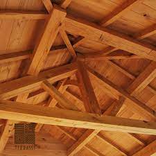 Charpente En Chene Assemblage A L Ancienne Une Realisation En Brabant Wallon De Cote Terrasse Et Jardin Wood Interior Design Wood Design Wood