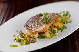 Fine Dining Restaurant In Seattle Fine Dining Recipes Food Presentation Food Presentation Plates