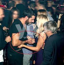Η κωνσταντίνα σπυροπούλου ήθελε να παντρευτεί και να δημιουργήσει τη δική της οικογένεια. Ektakto Oi Fwtografies Spyropoyloy Kotsoboy Poy Plakwnontai Sta Mpoyzoykia Photos News Youweekly