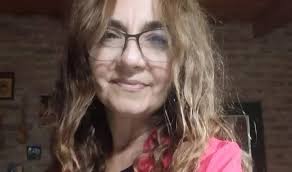 Una escritora altagraciense se presentará en un café literario de Villa  María