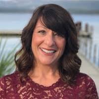 Lisa Crick's Instagram, Twitter & Facebook