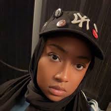 Join me in saying Happy Birthday to my Princess Brooke! Whew I can't even  believe the age you are now and that it's your Senior year! Happy Birthday  Baby! Enjoy 😊