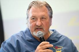 Huggins event raises over $268K to benefit research at WVU Cancer Institute 