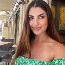 Check spelling or type a new query. Yeliz Koc Trauriger Grund Ihre Tochter Bekommt Nicht Ihren Nachnamen Gala De