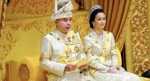 In may 2015, sultan nazrin's enthronement was carried out with several royal ceremonies as a. Sultan Nazrin Shah Is Now Acting Yang Di Pertuan Agong Until A New King Is Elected