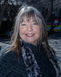 Women artists find creative solutions to music industry challenges