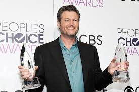 Official blake shelton website for new music, videos, tour updates, official merchandise, and more! Blake Shelton Wins Big At 2017 People S Choice Awards