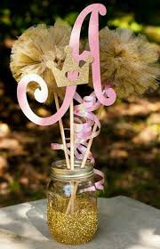 Andere Stijl Vind Minimalistische A Mooier Maar Zoiets Misschien Leuk Voor Op Tafel A Pink And Gold Birthday Party Baby Shower Princess Gold Birthday Party