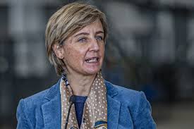 We did not find results for: Marta Temido Admite Professores E Nao Docentes Como Prioritarios Para Vacinacao Dnoticias Pt