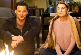 How much does justin chambers weigh? Photo Justin Chambers And Ellen Pompeo Hold A Grey S Anatomy Reunion Tvline