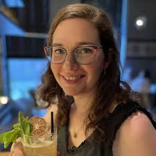 Sasha Levin (@sasha.pell) • Instagram photos and videos