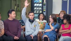 Et ce, avant même d'avoir mis en ligne la saison 4. Atypical Saison 4 Quelle Date De Sortie Netflix Renouvellement Etc
