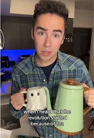 Ethan Drew sings Farmer Refuted #hamilton #kinggeorge #linmanuel  #musicaltheater #ethandrew