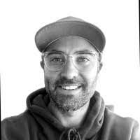 Aaron Eakin's Instagram, Twitter & Facebook