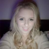 30+ "Zoe Bond" profiles