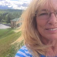 If you could bring back any characters from any episode who would it be. My  choices are, the Rainbirds, Marcia Tranter and the Bunny cakes couple. 😊