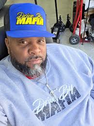 Listen yall take a second and give my lil mic man !!! A HAPPY BIRTHDAY !!!!  HE WILL BE ON THE 🎤 TONIGHT DOING HIS THING !!!!Going down tonight at  Piedmont Dragway