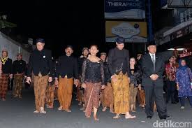 1 ( 68 } tarikh: Perayaan Malam 1 Suro Tradisi Jawa Yang Sakral Dan Mistis