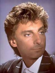 I just saw “A Very Barry Christmas” show and thought it was awesome. I am  recommending it to the fans who get Peacock to watch it tomorrow! He  blended his songs and