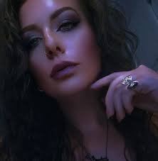 Is ACOTAR a good first fantasy book series?