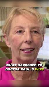 Diane Pole's Instagram, Twitter & Facebook