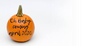 Fall is my favorite season, so i'm so excited to do a really cute announcement! 13 Easy Fall Pregnancy Announcements Craftymotherfather