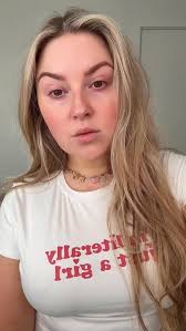 VIRAL Tir Tir Red Cushion Foundation! 🤔 is it worth it?? FIRST IMPRESSION  https://youtu.be/z891Rk3evPo