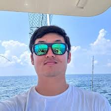 Andrew Cho (@andrewchobs)