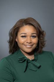 Dionne Dillard's Instagram, Twitter & Facebook