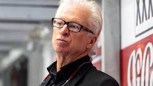 Greg Holst steht wieder an der Bande