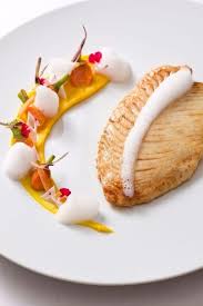 Aile De Raie Declinaison De Carotte Emulsion Gingembre Recettes De Cuisine Gastronomie Cuisine Gastronomique