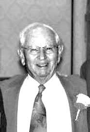 Alberto Weatherby's Instagram, Twitter & Facebook