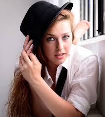 Thank you to Ella Cummings! This is her GORGEOUS immortal, Brenna.