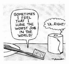 The Grass Is Always Greener On The Other Side Cartoon Sometimes I Feel Roligaste Citaten Roliga Skyltar Roliga Stunder