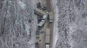 Rcmp said the collision happened just after 9:30 a.m. Fatal Crash Closes Coquihalla Highway Northbound Lanes North Of Hope Globalnews Ca