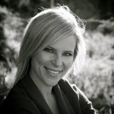 Samantha Hurst's Instagram, Twitter & Facebook