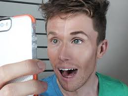 Op-ed: It's Time to Stop Photoshopping Your Selfies