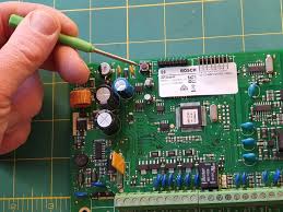 Ein artikel mit abnutzungsspuren, aber in gutem zustand und vollkommen funktionsfähig. Quickly Reset The Master Code In Your Bosch Alarm Alarmatics